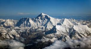 Mount Everest en.wikipedia.org